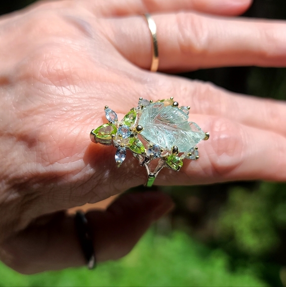 ✨️HOST PICK! RARE Leaf cut Aquamarine 22k Peridot & Topaz finger cuff sz8.25✨️ - Picture 9 of 11